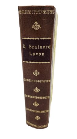 Historiesch Verhaal, van het Godvruchtig Leven en den Zaligen Doodt, van den eerwaarden Heer David Brainerd. Onlangs Bedienaar des Euangeliums, gezonden van de Eerwaarde Maatschappye in Schotland, tot voortplantinge der Christelyke kennisse, en Leeraar eener Gemeinte van Christen Indianen, te Nieuw-Jersey. Alles getrokken uit zyn eigen Dag-register, en andere byzondere Schriften, welke tot zyn eigen gebruik waren opgestelt, en nu tot algemeen nut uitgegeven, door Jonathan Edwards. Uit het Engels Vertaaldt door Jan Ross. Met een kort Voorberigt van Gerhardus van Schuylenborgh.