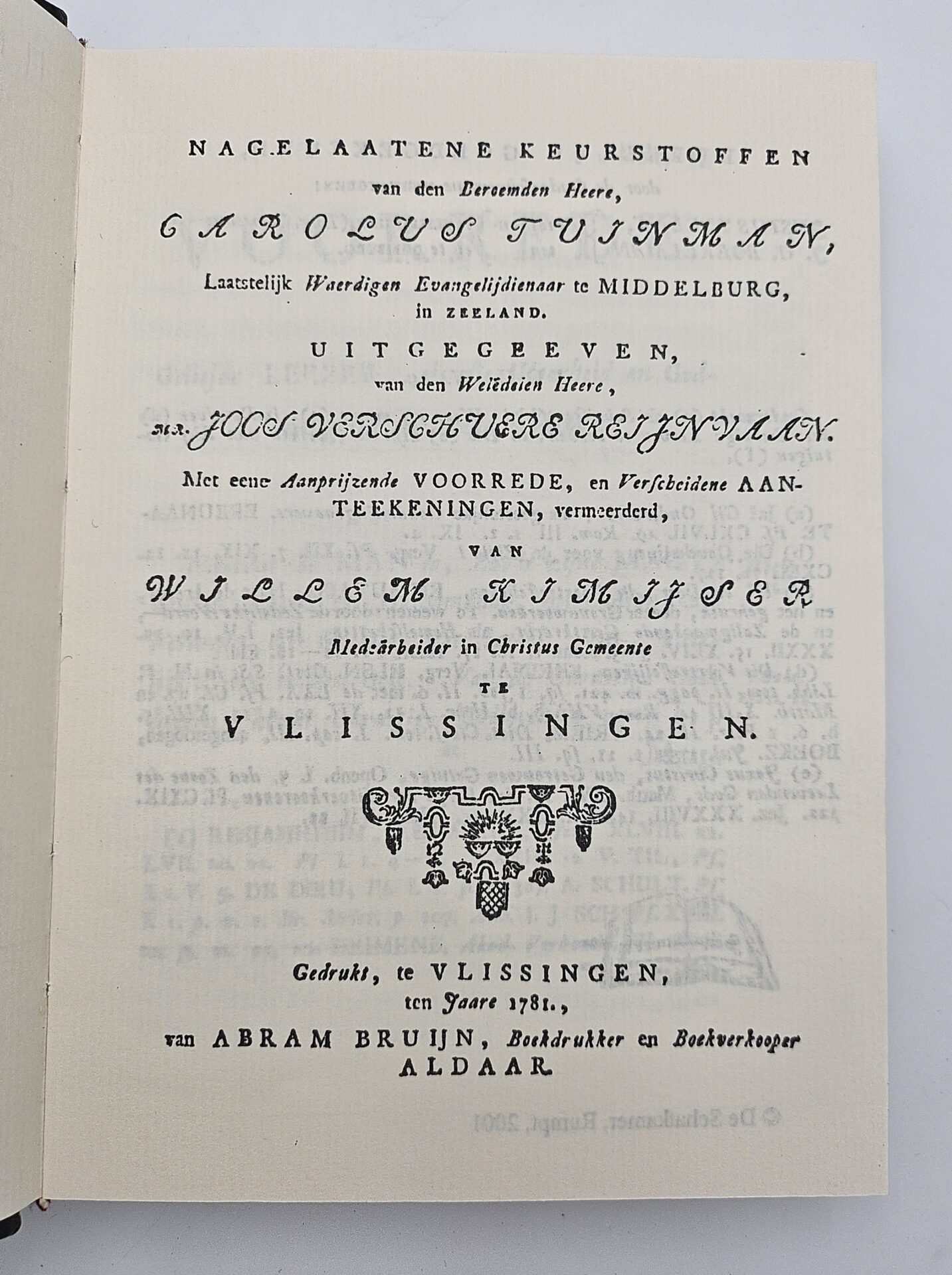 Nagelaatene Keurstoffen. Uitgegeeven, van den Weledelen Heere, mr. Joos Verschuere Reijnvaan. Mey eeme Aanprijzende Voorrede, en Verscheidene Aanteekeningen, vermeerderd, van Willem Kimijser. - Imagen 2